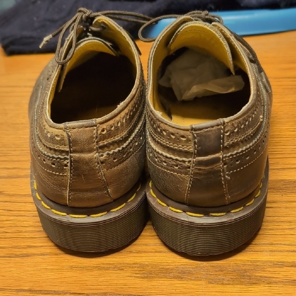 Dr Martens 3989 Leather Brogue Derbys - Picture 7 of 11